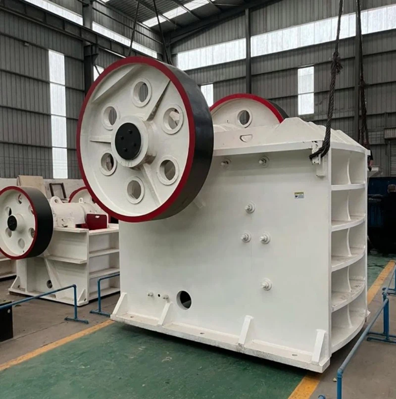 Codanna Táthú Innealra Mianadóireachta Trom